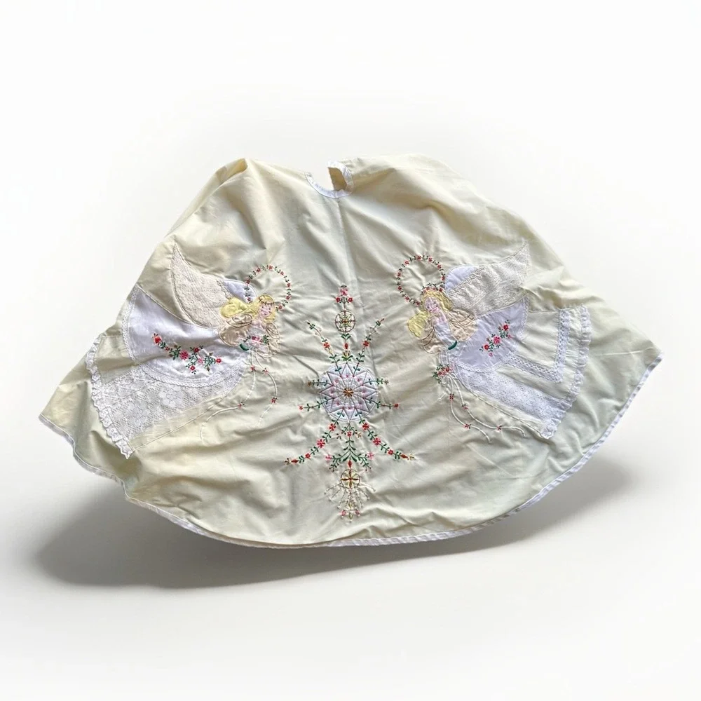 House Of Hatten Christmas Tree Skirt Angel‎  Ice Angels Vintage  Treeskirt